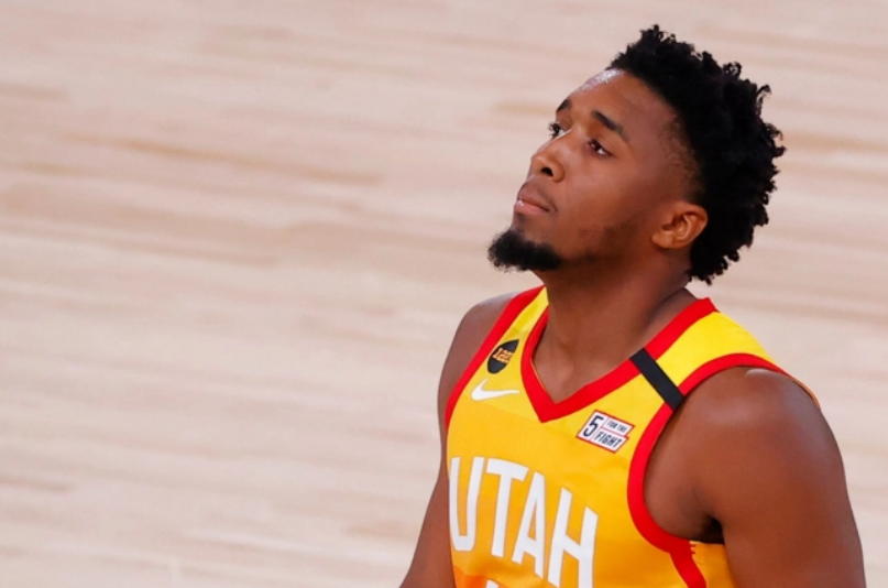 关于墨西哥男篮强势76人,萨姆·米切尔送出助攻的信息 关于墨西哥男篮强势76人,萨姆·米切尔送出助攻的信息