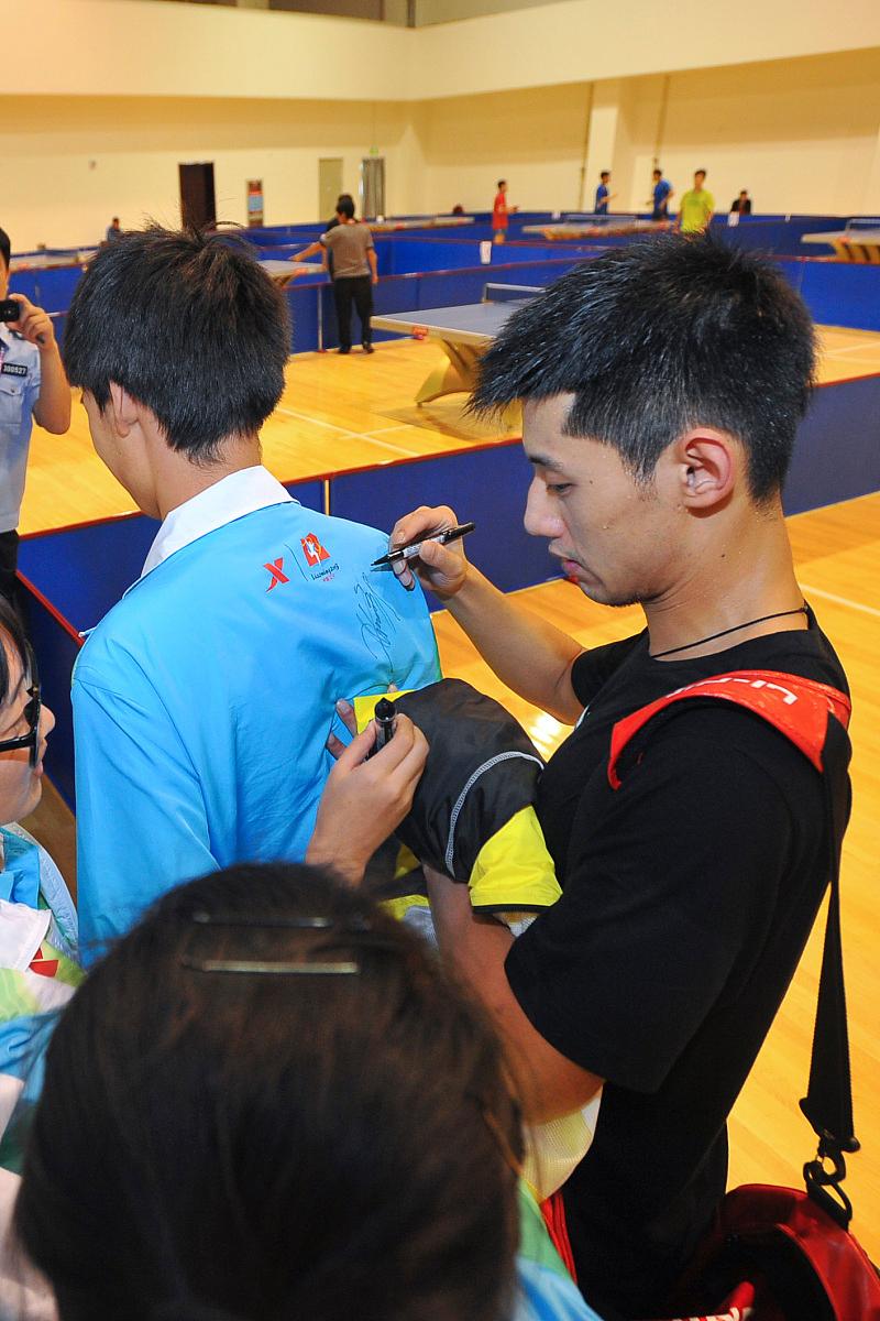 包含瑞典乒乓球队爆冷奥地利乒乓球队,张继科打破历史纪录的词条 包含瑞典乒乓球队爆冷奥地利乒乓球队,张继科打破历史纪录的词条