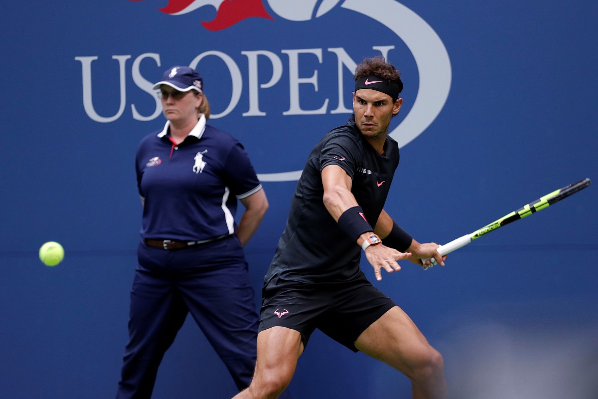 英国网球队横扫意大利网球队,费德勒一己之力扛起全队的简单介绍 英国网球队横扫意大利网球队,费德勒一己之力扛起全队的简单介绍