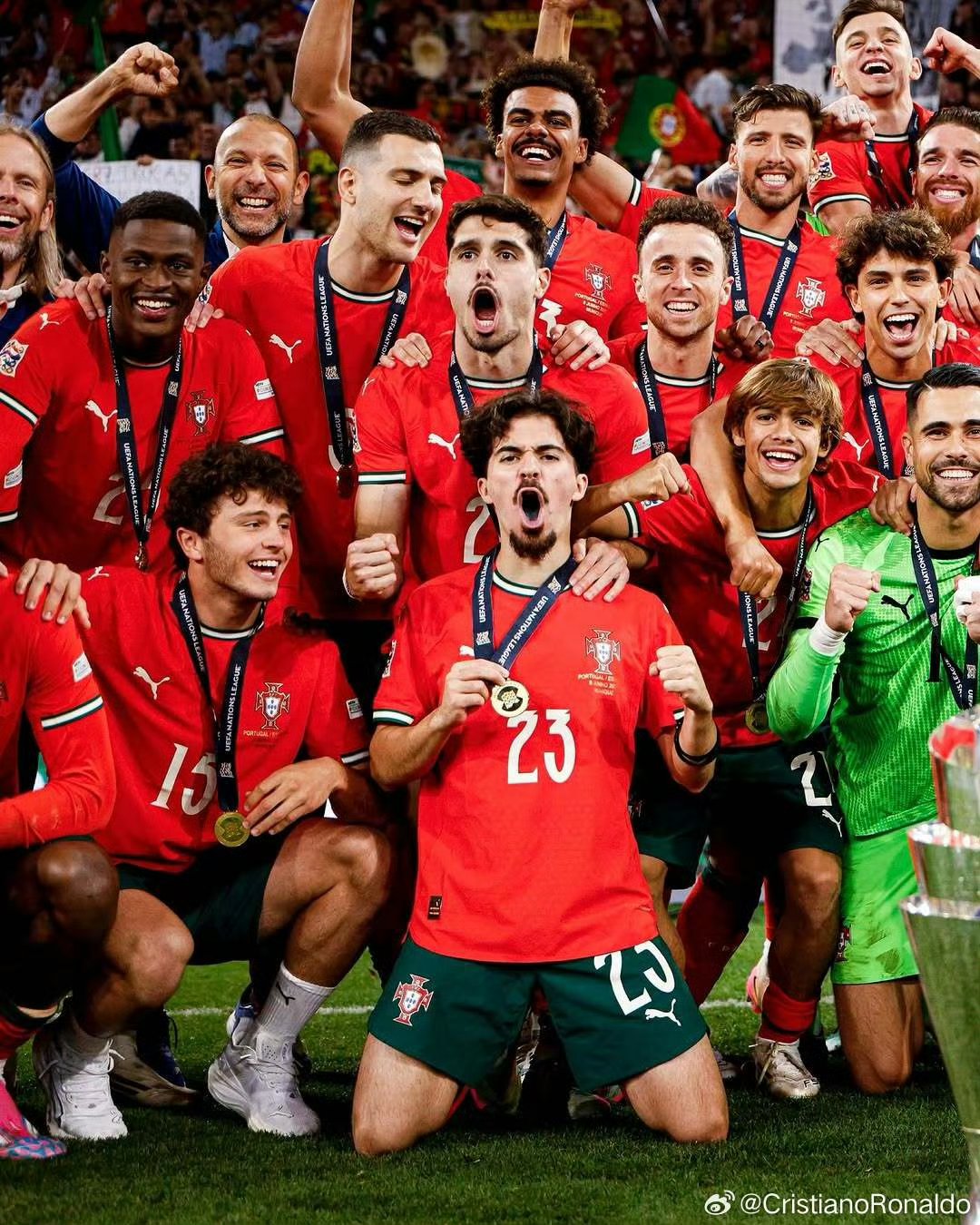 欧洲联赛的赛况让球迷心情激动 欧洲联赛的赛况让球迷心情激动