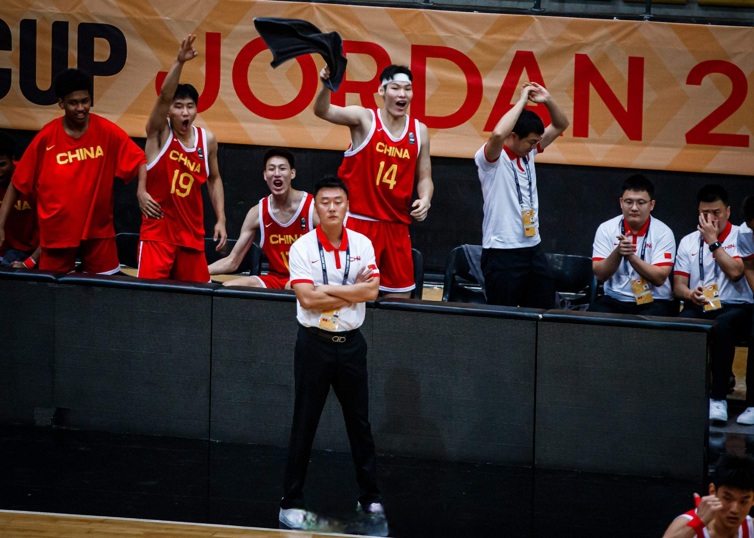 关于球队在关键时刻通过点球晋级的信息 关于球队在关键时刻通过点球晋级的信息