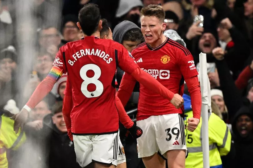 曼联新援禁区抢点得手,老特拉福德激荡着胜利的气息的简单介绍 曼联新援禁区抢点得手,老特拉福德激荡着胜利的气息的简单介绍