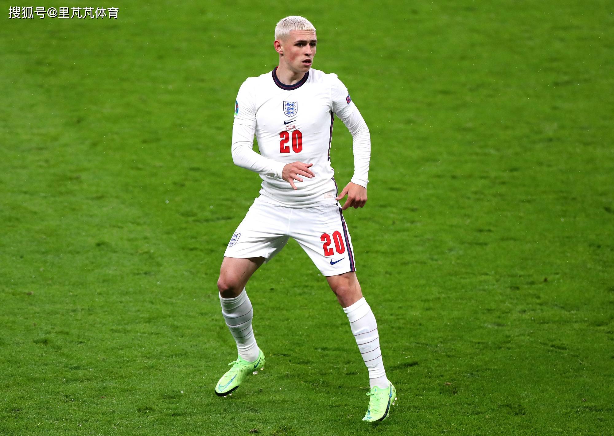 英格兰队实现绝地反击,成功晋级欧洲杯16强! 英格兰队实现绝地反击,成功晋级欧洲杯16强!