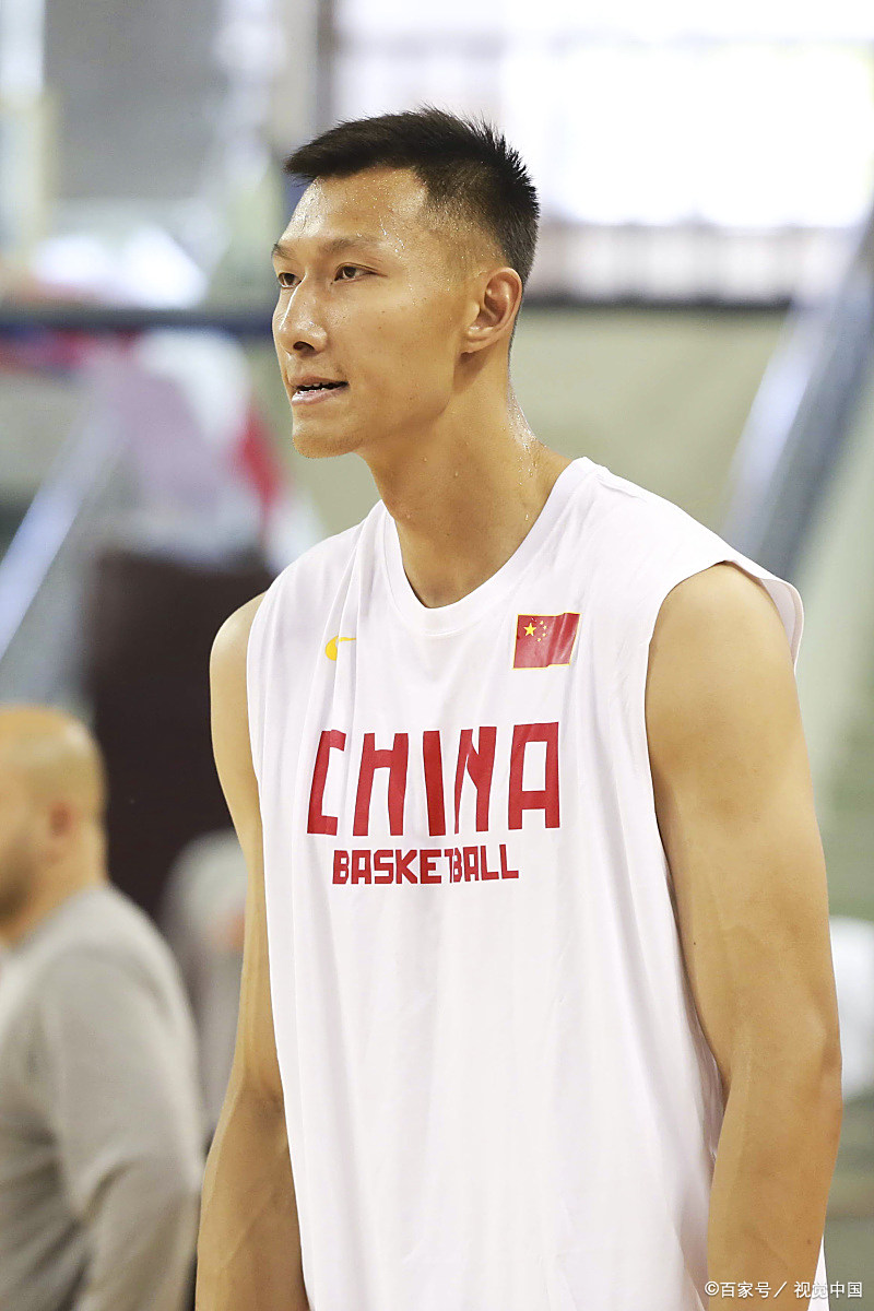 雷霆翻盘篮网，易建联刷新纪录的简单介绍