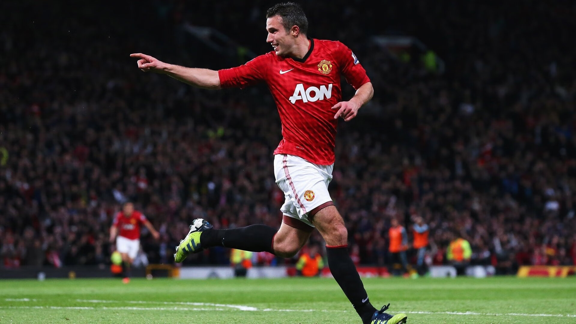 哈弗茨一锤定音征服全场,瑞士力克荷兰展现战术唯一性