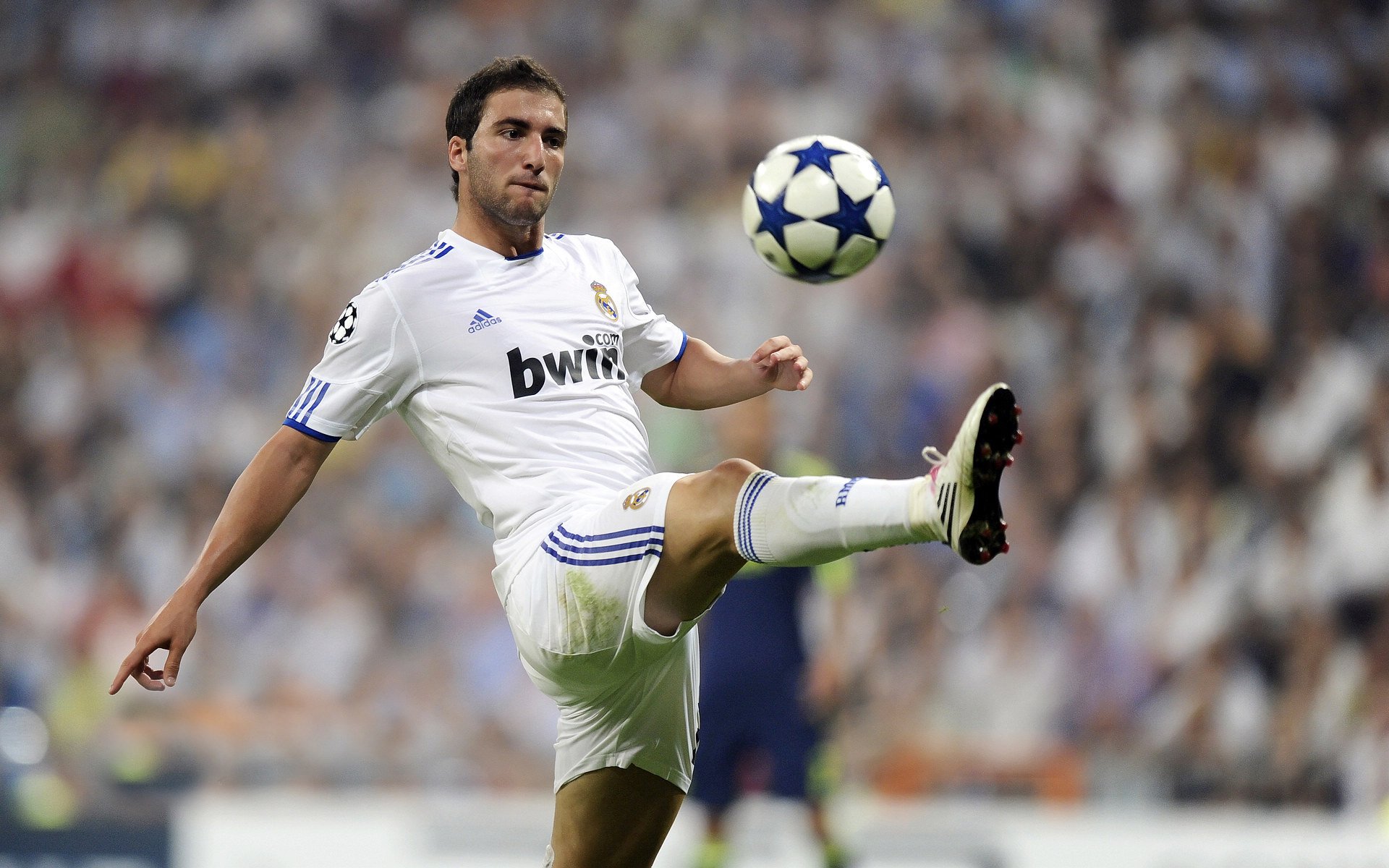 末节风暴！深圳队惊天逆转，伦纳德关键先生本色尽显